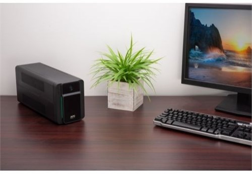 Источник бесперебойного питания APC Easy-UPS BVX900LI 480Вт 900ВА черный BVX900LI